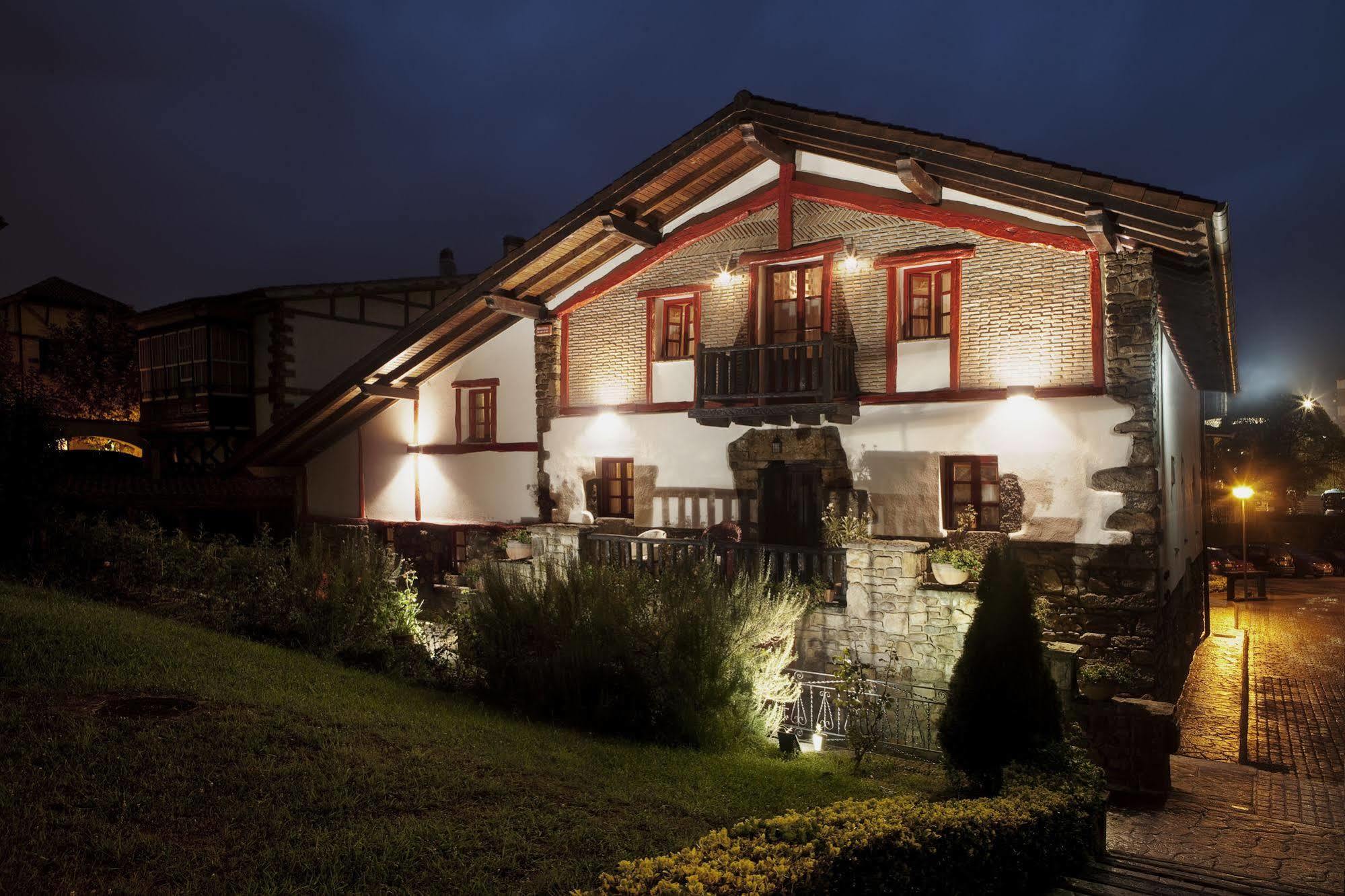 Hotel Iraragorri Galdakao Extérieur photo